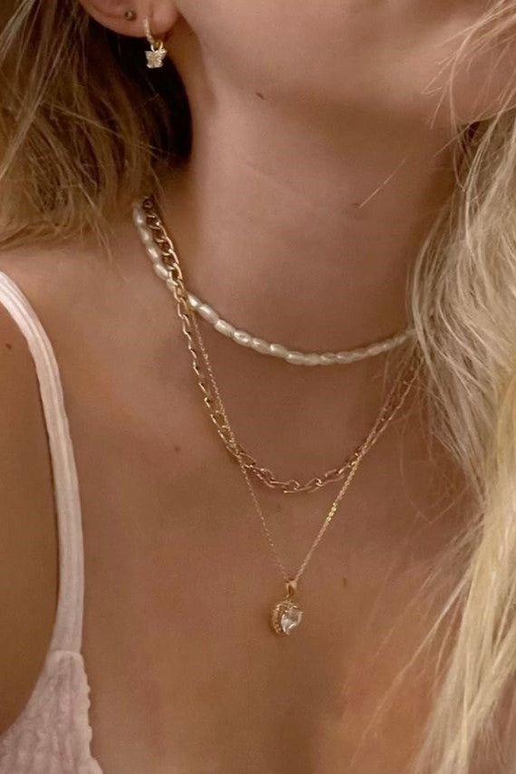 Chic Pearl Layered Necklace